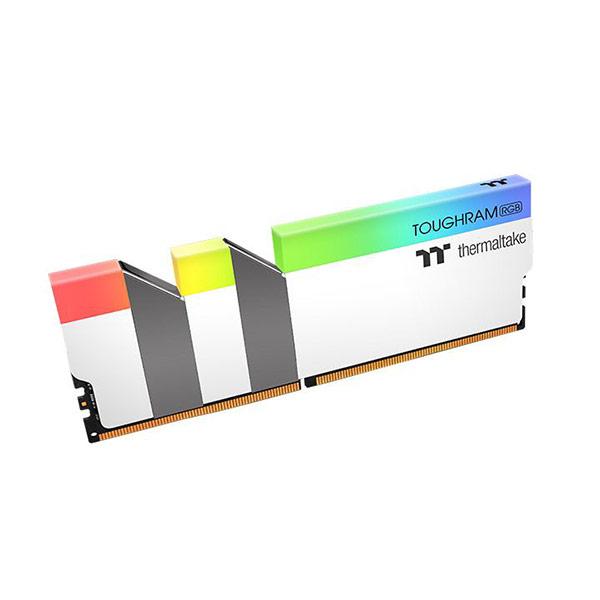 Thermaltake TOUGHRAM RGB White 16GB (8GBx2) 4000MHz CL19 DDR4 RAM